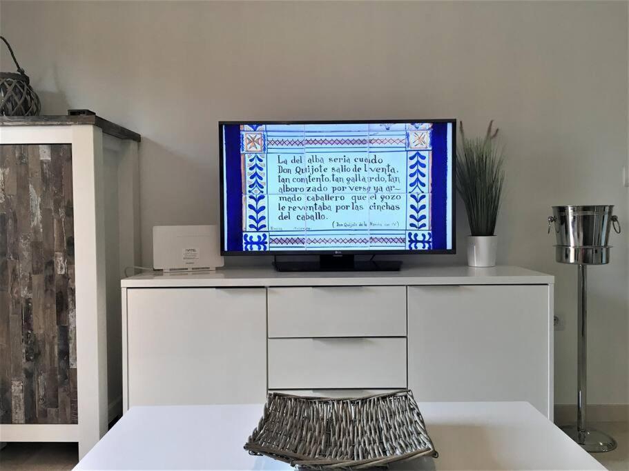 Modern 1 Bedroom Apartment, In La Cala De Mijas Esterno foto