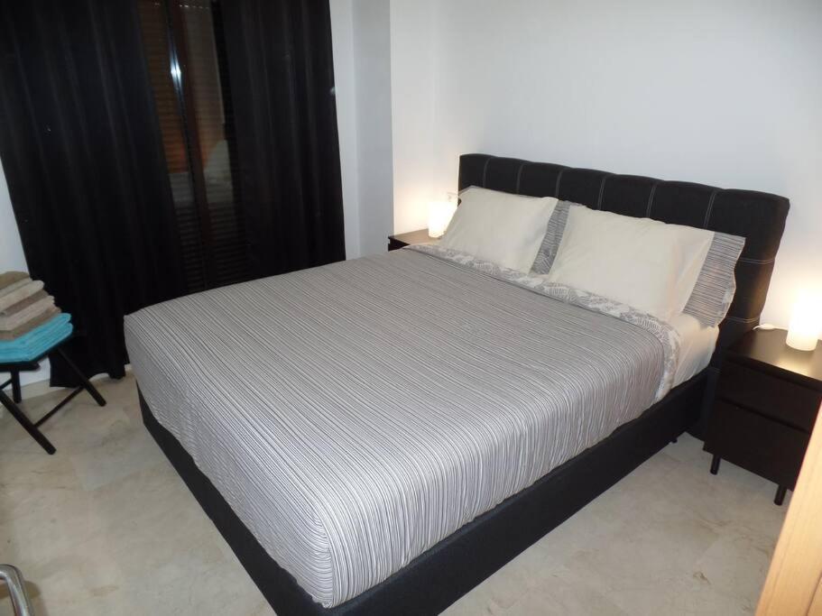 Modern 1 Bedroom Apartment, In La Cala De Mijas Esterno foto